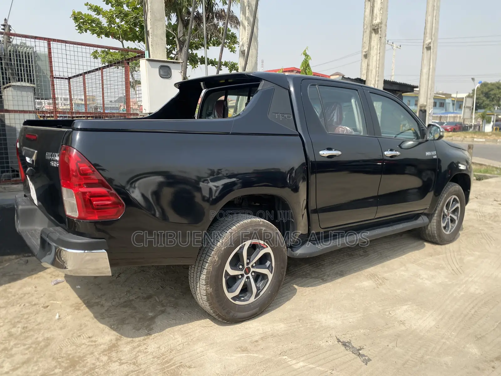 Toyota Hilux SR5+ 4x4 2018 Black