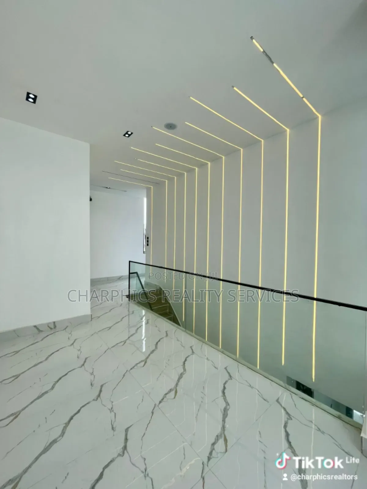 5bdrm Duplex in Lekki for sale