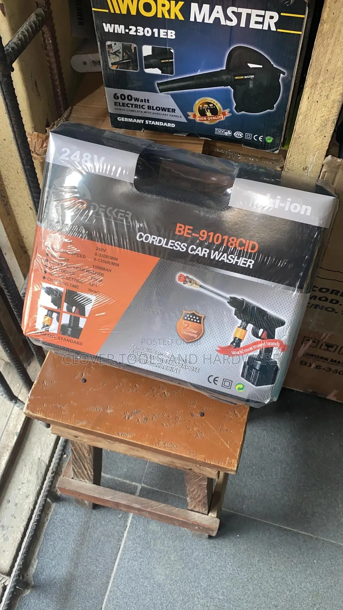 Portable High Pressure Washer Gun Cordless 2 Batteries