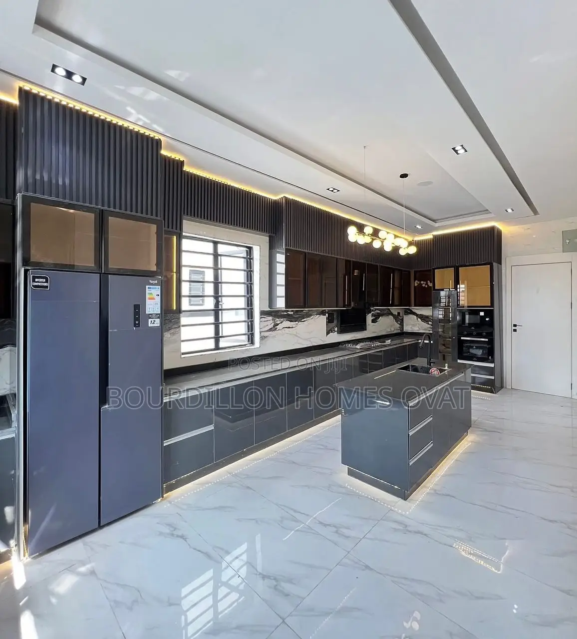 5bdrm Duplex in Ikate for sale