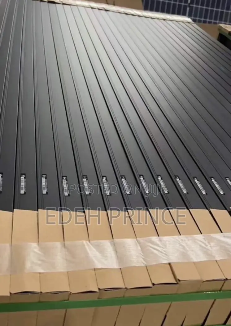 550watts Canadian Panels