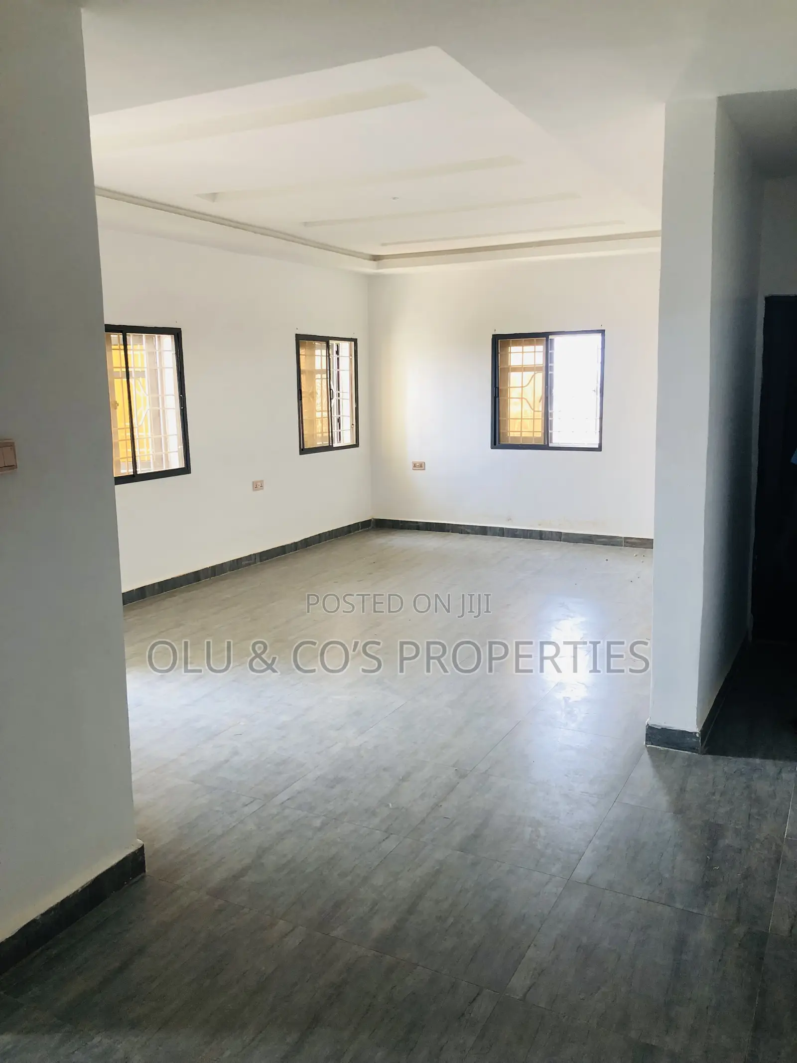 2bdrm Block of Flats in Von Garden City, Lugbe District for rent