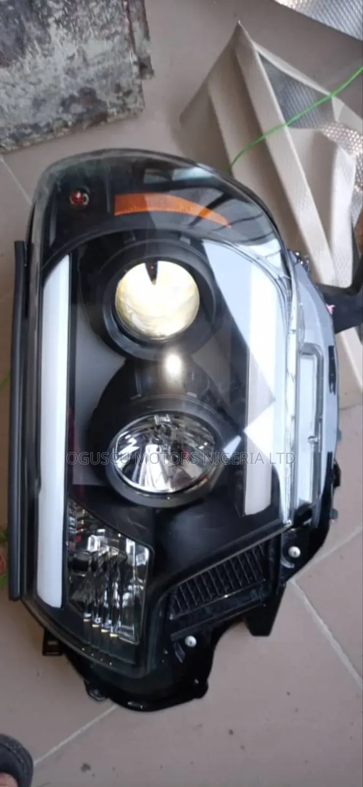 Headlamp Tacoma 2012-2013 Original One