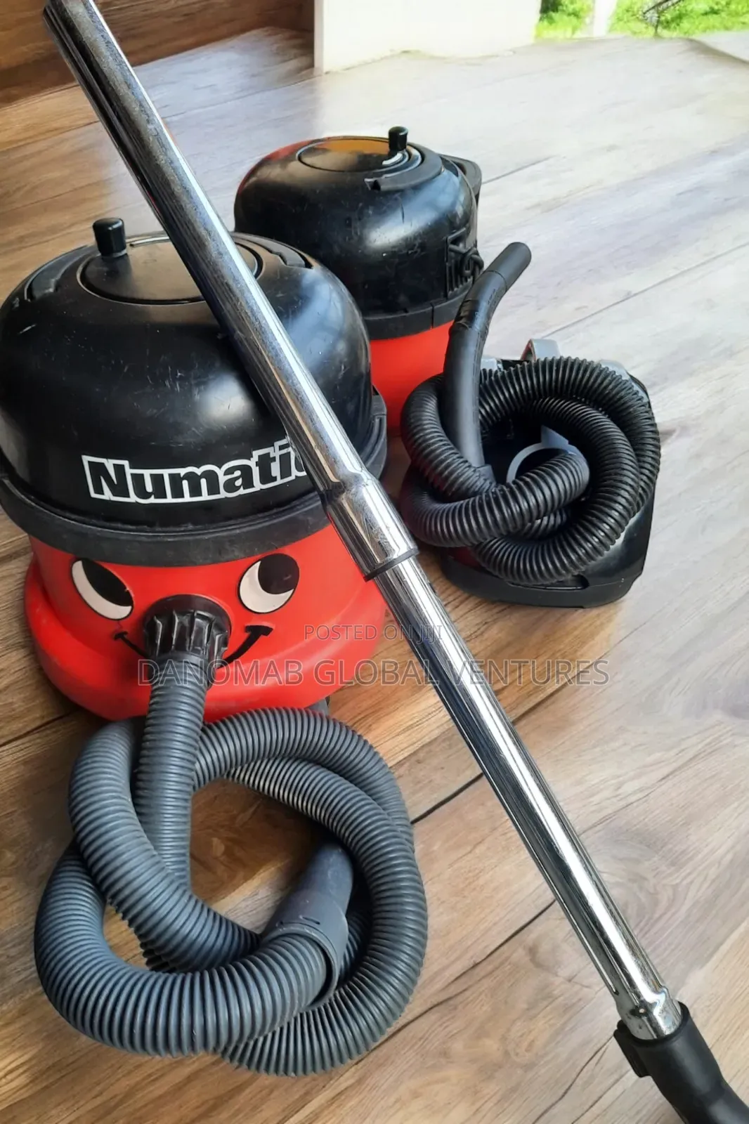 HENRI NUMATIC Wet and Dry Vacuum Cleaner