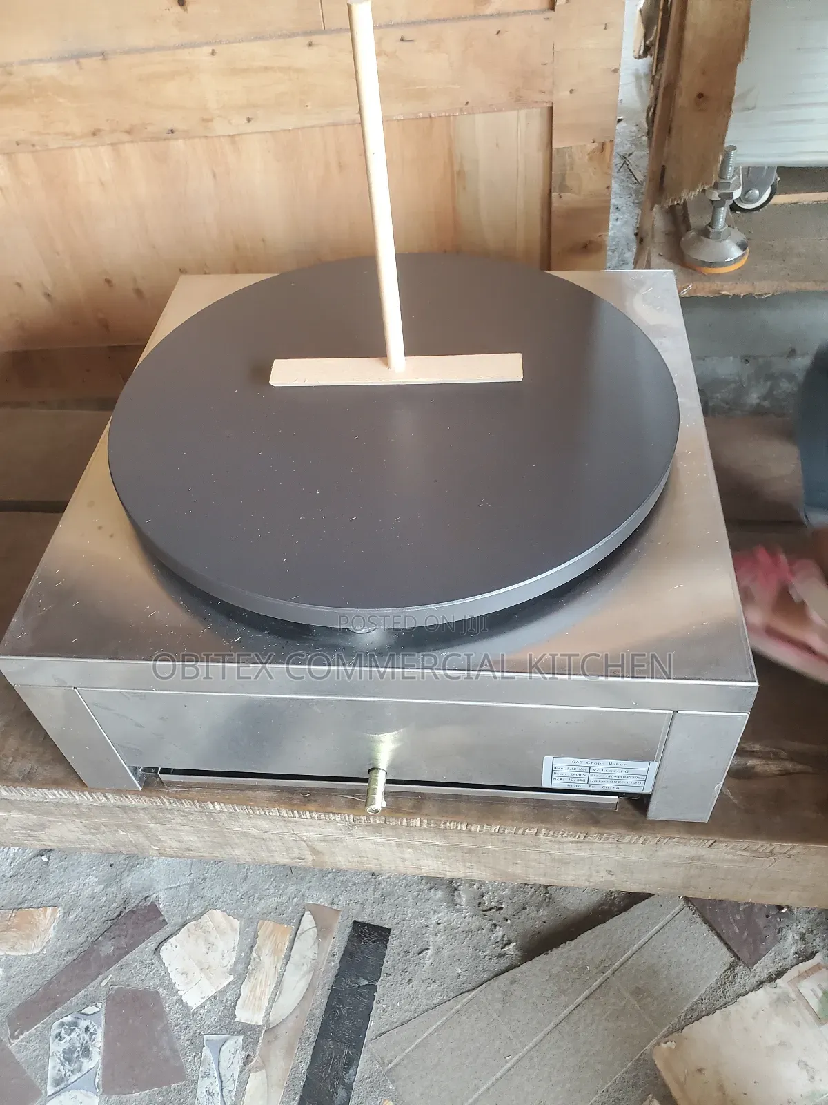 Gas Crepe Maker Machine Is Available for Sale