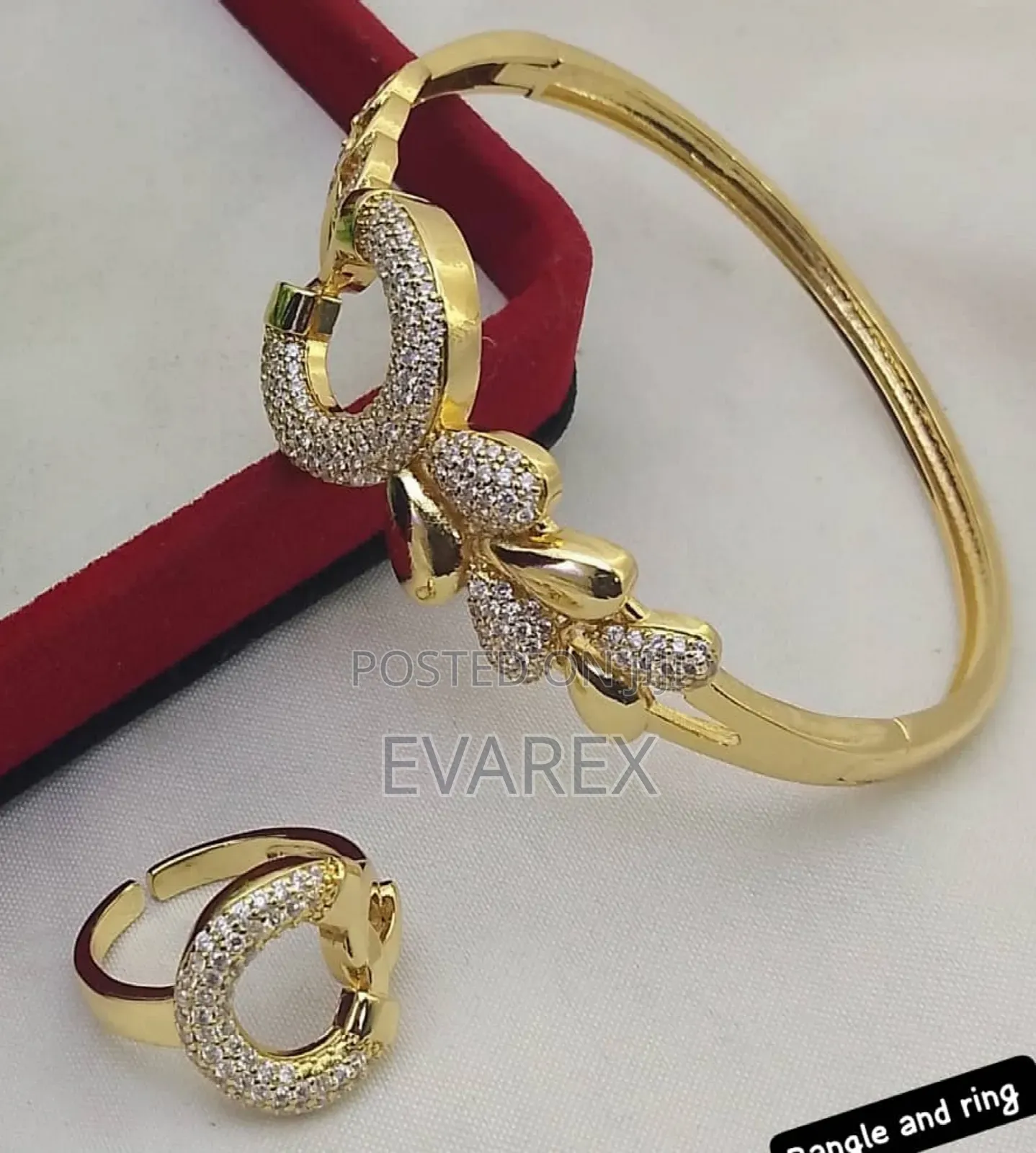 Non Tarnish Gold Bangle With Ring