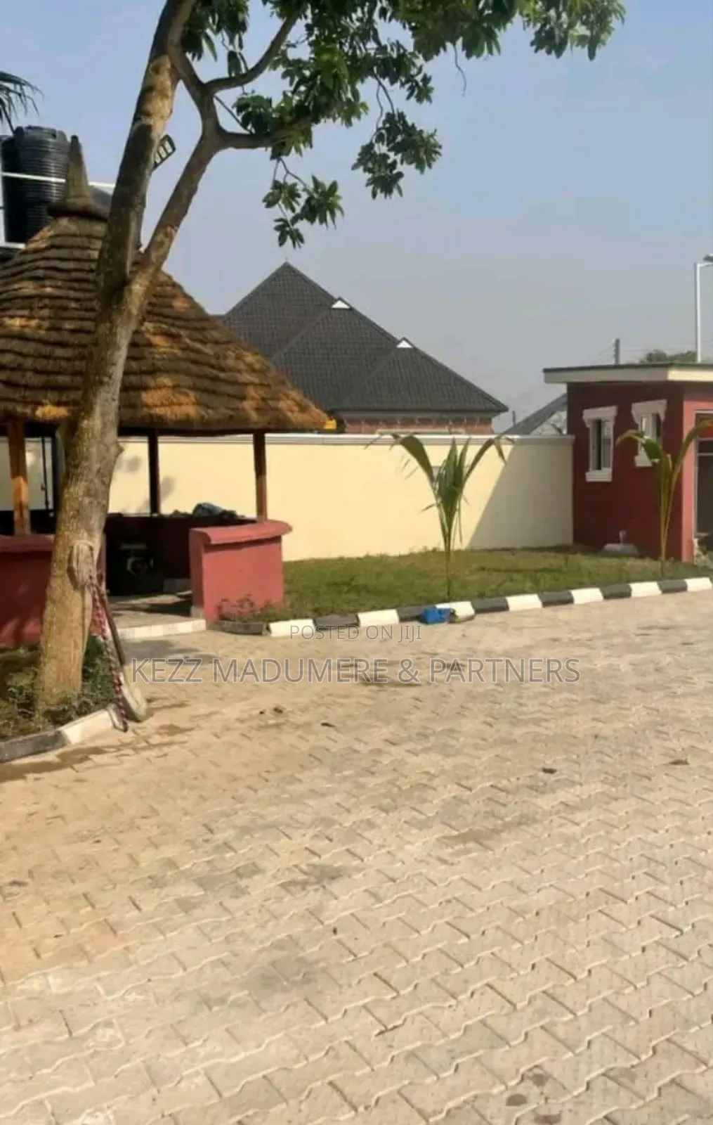 4bdrm Bungalow in Inside A Gated for sale