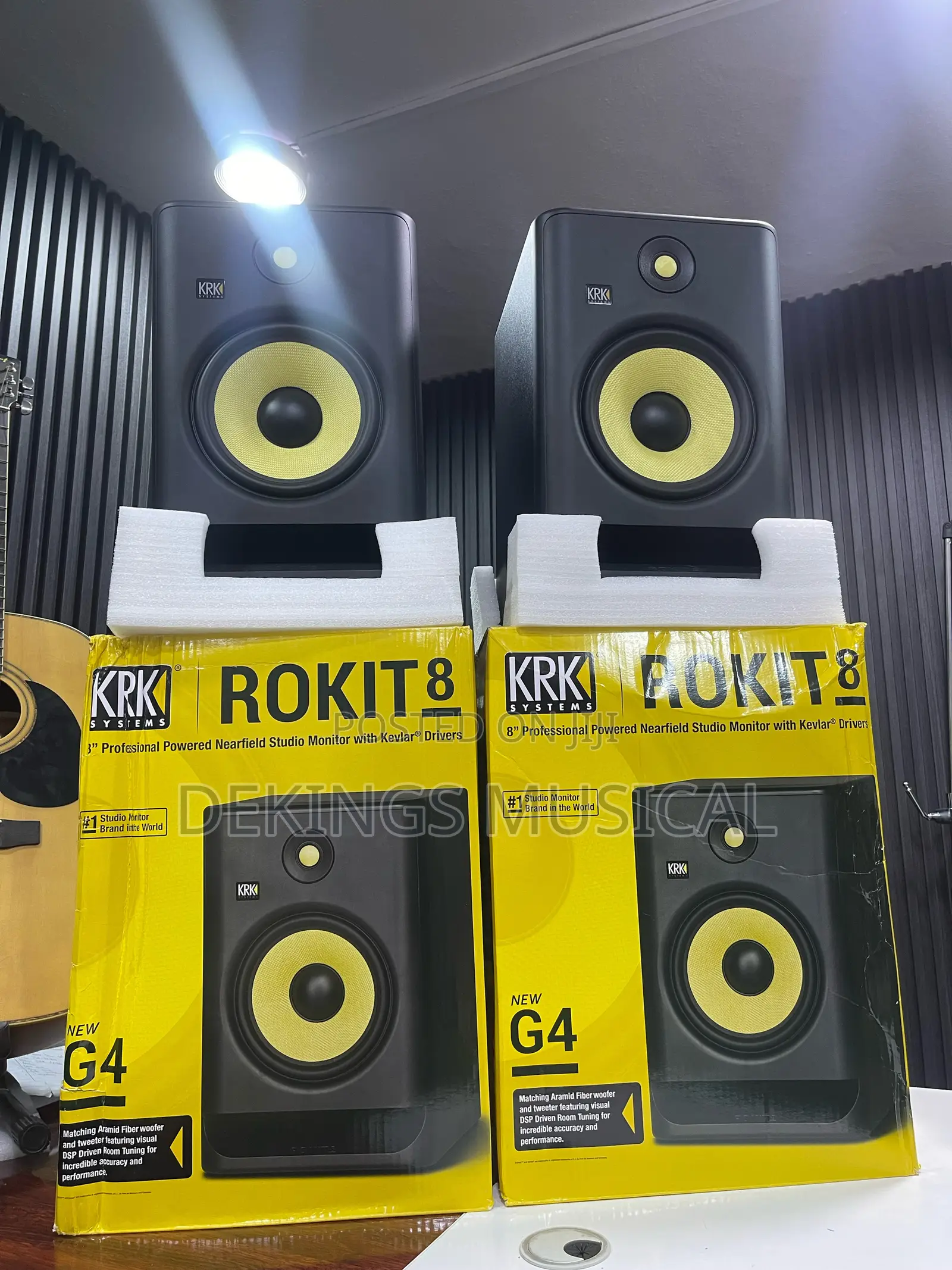 KRK Rokit 8 G4 Bi-Amp 8" Powered Studio Monitor, Black