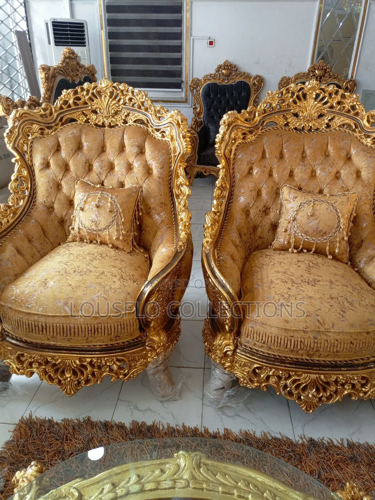 Golden 8 Seaters Italian Fabric Royal Seating