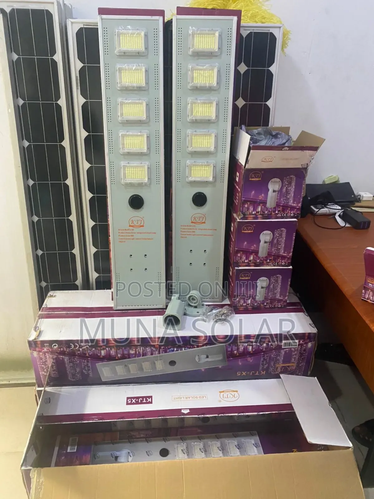 4000w KTJ Iron Body Solar Street Light