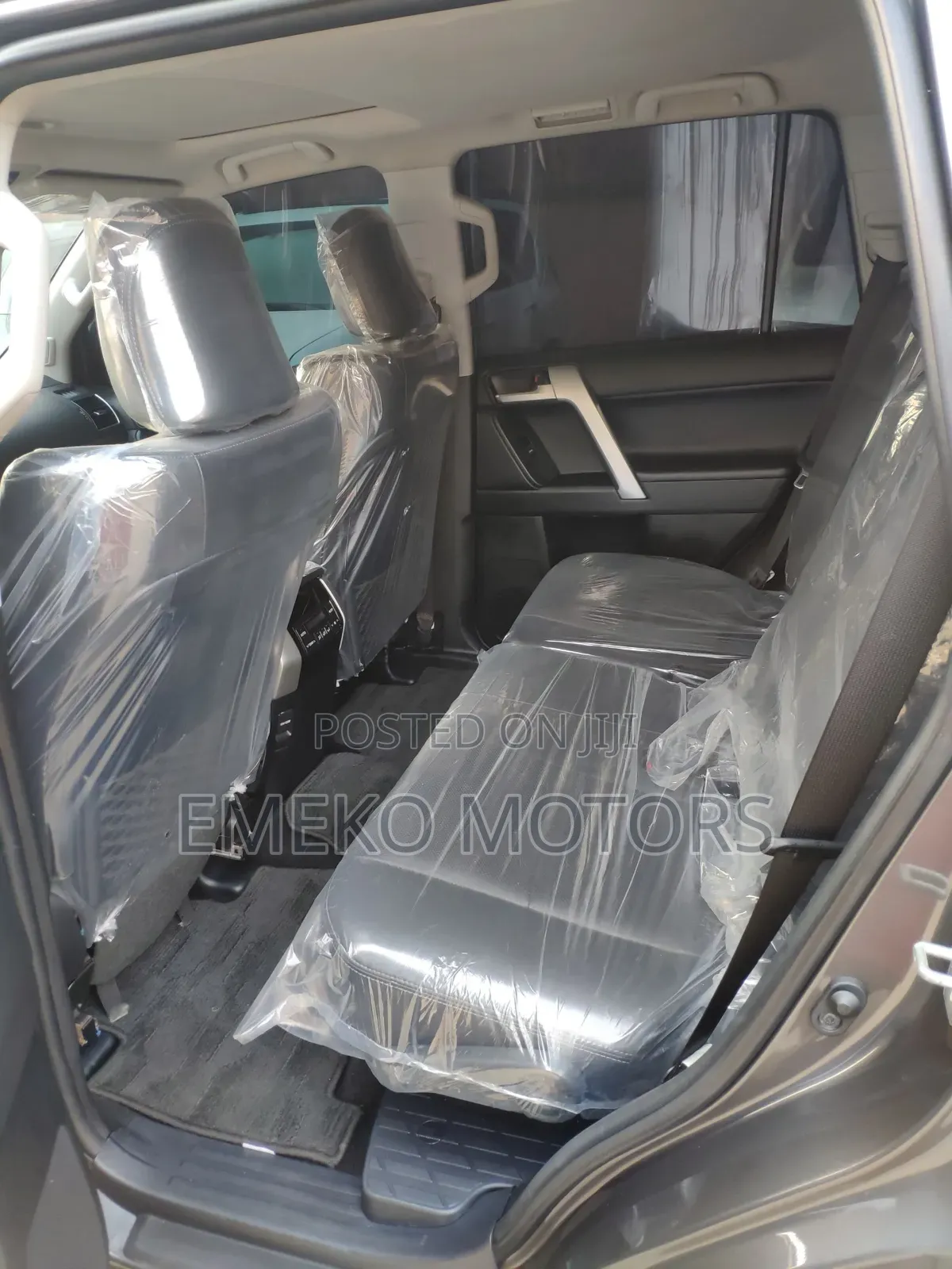 Toyota Land Cruiser Prado 2023 Gray