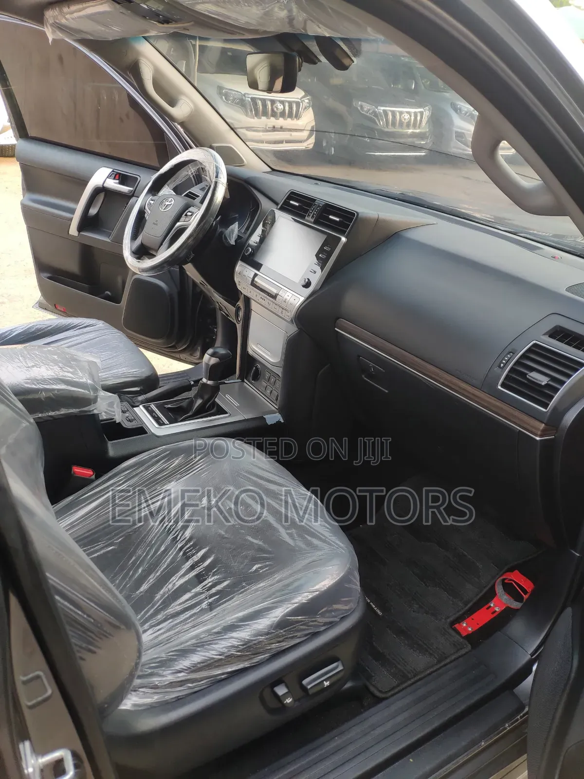Toyota Land Cruiser Prado 2023 Gray