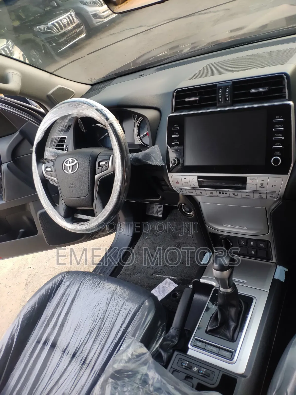 Toyota Land Cruiser Prado 2023 Gray