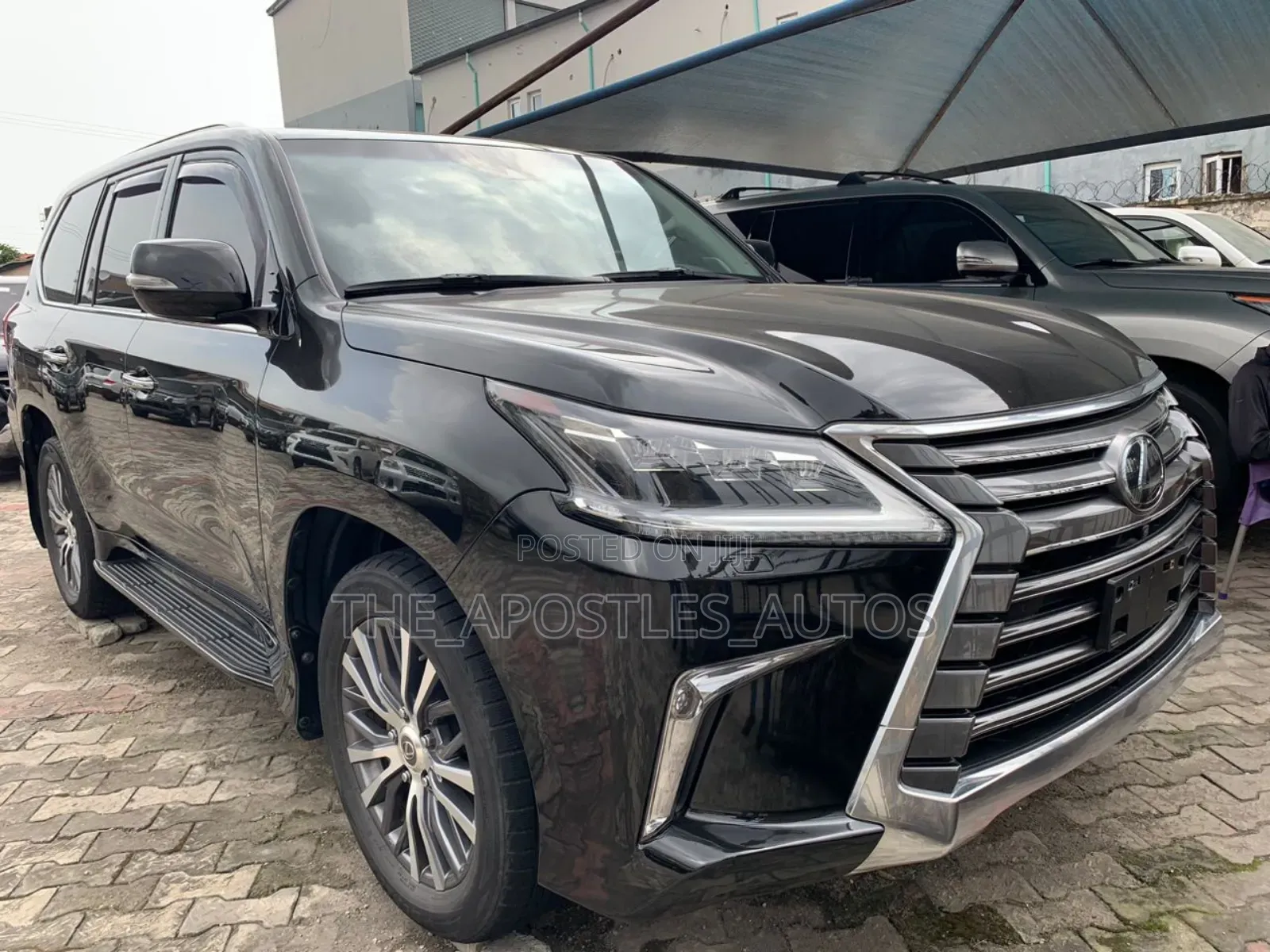 Lexus LX 2017 Black
