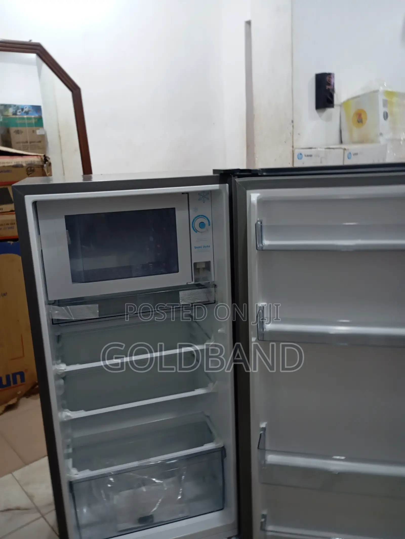 Hisense 150L Energy Saving Top Freezer Refrigerator (Rr20s)