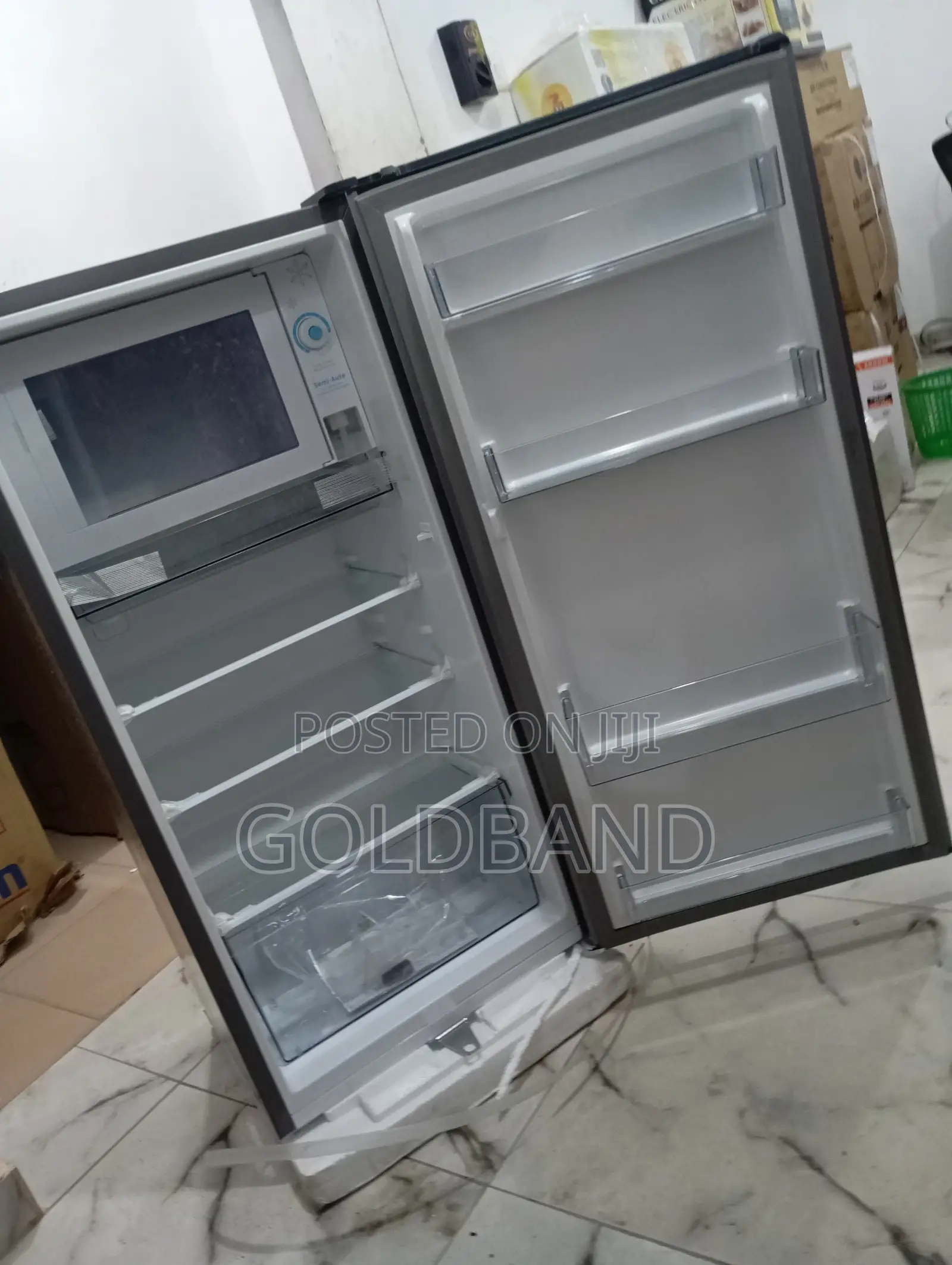 Hisense 150L Energy Saving Top Freezer Refrigerator (Rr20s)