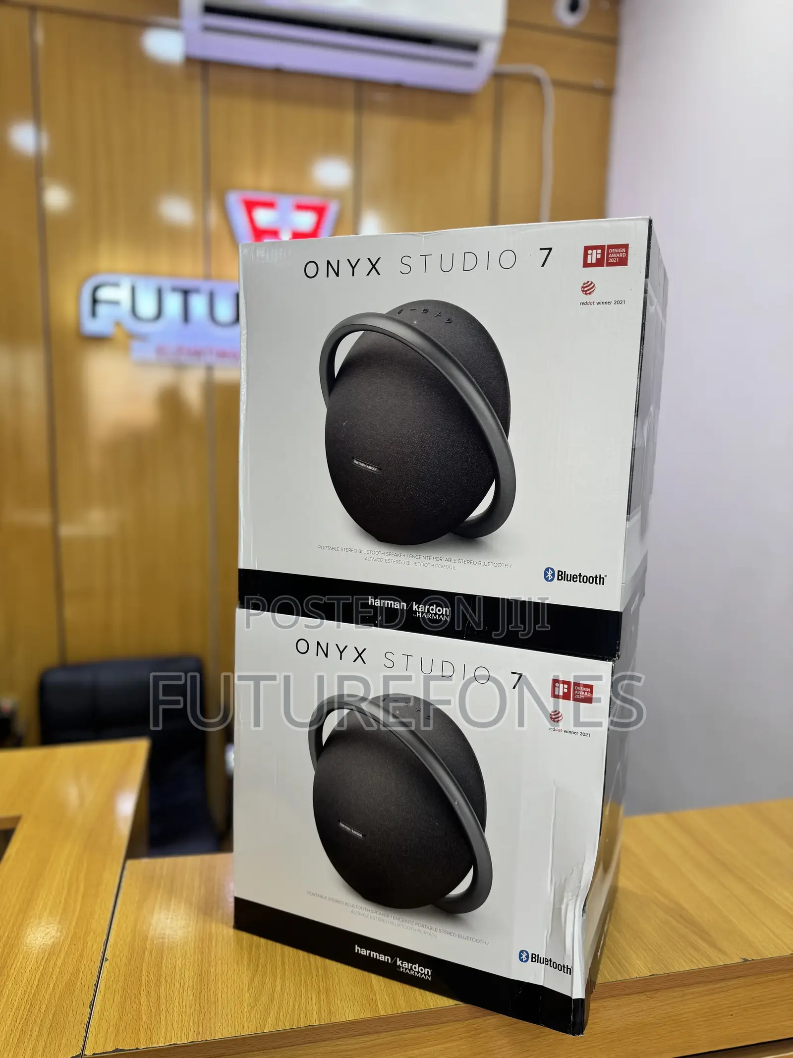 Onyx Studio 7