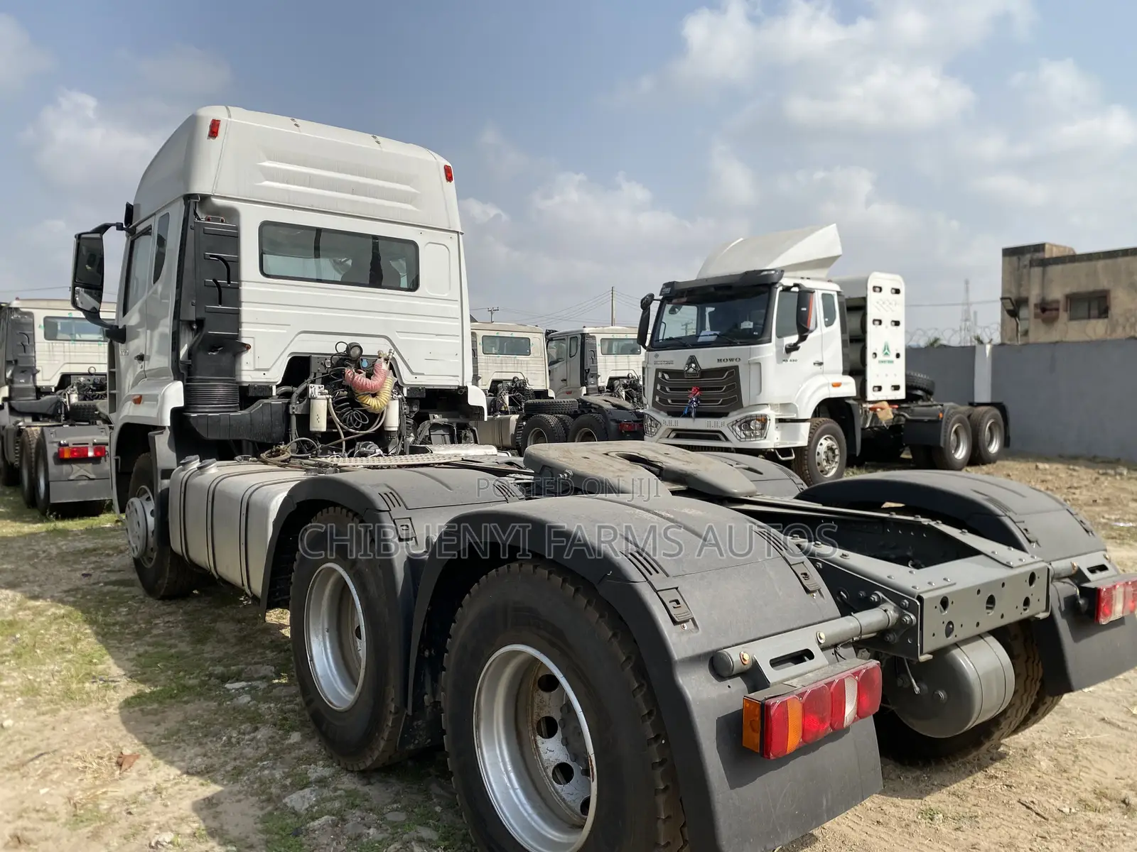 Howo N7g-430, Tractor Head