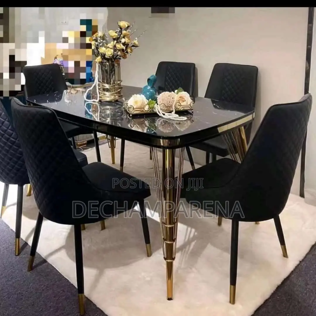 Center Base 6 Sitter Dinning