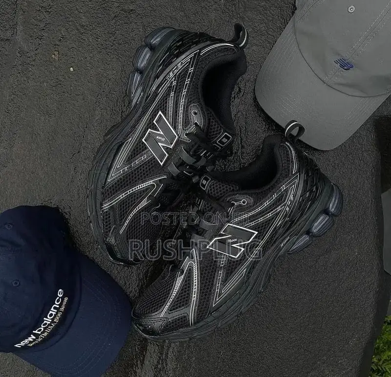 Outstanding New Balance 1906R ‘Metallic Silver’ Sneakers