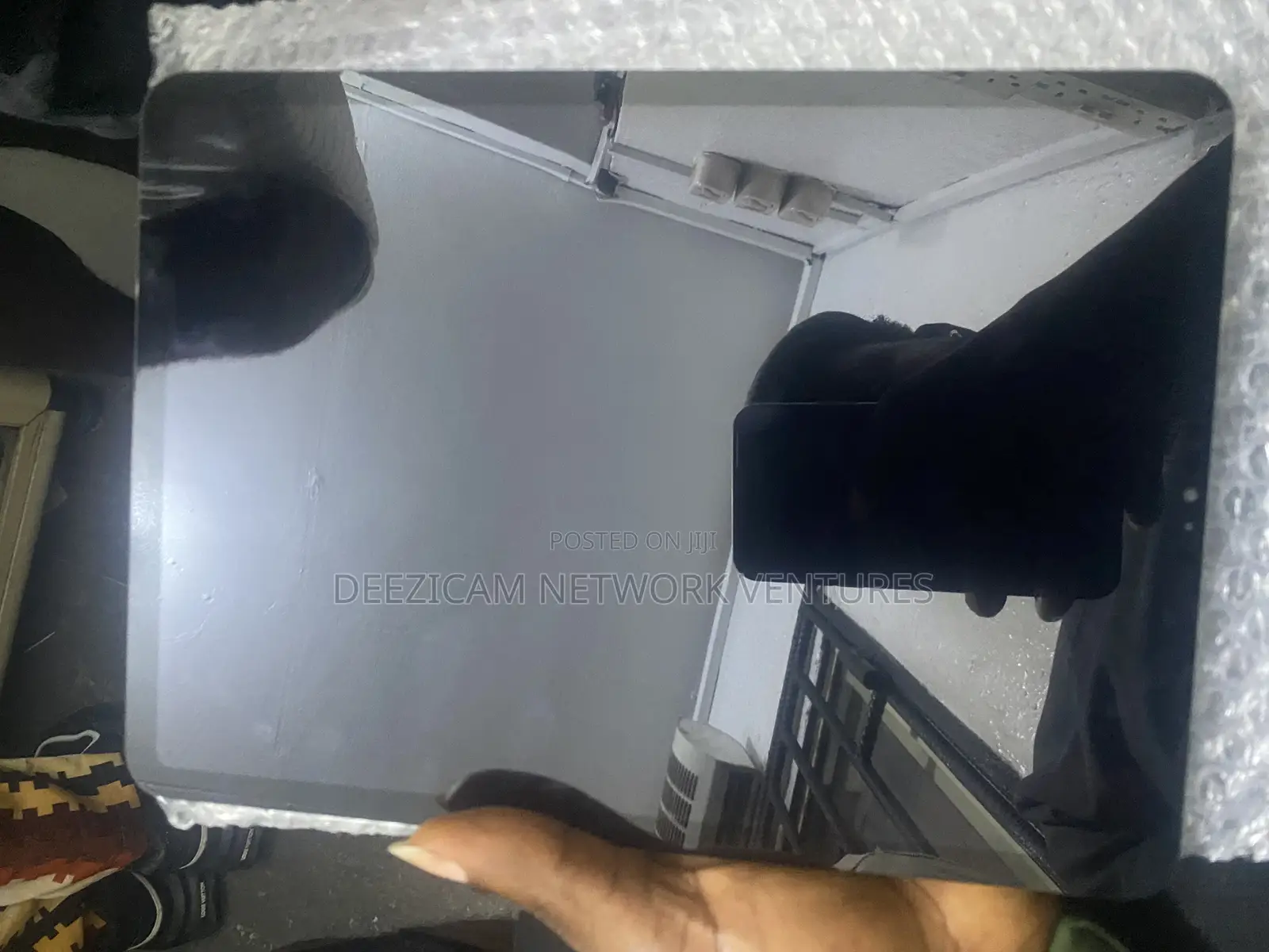 iPad Air ( 5th Generation )