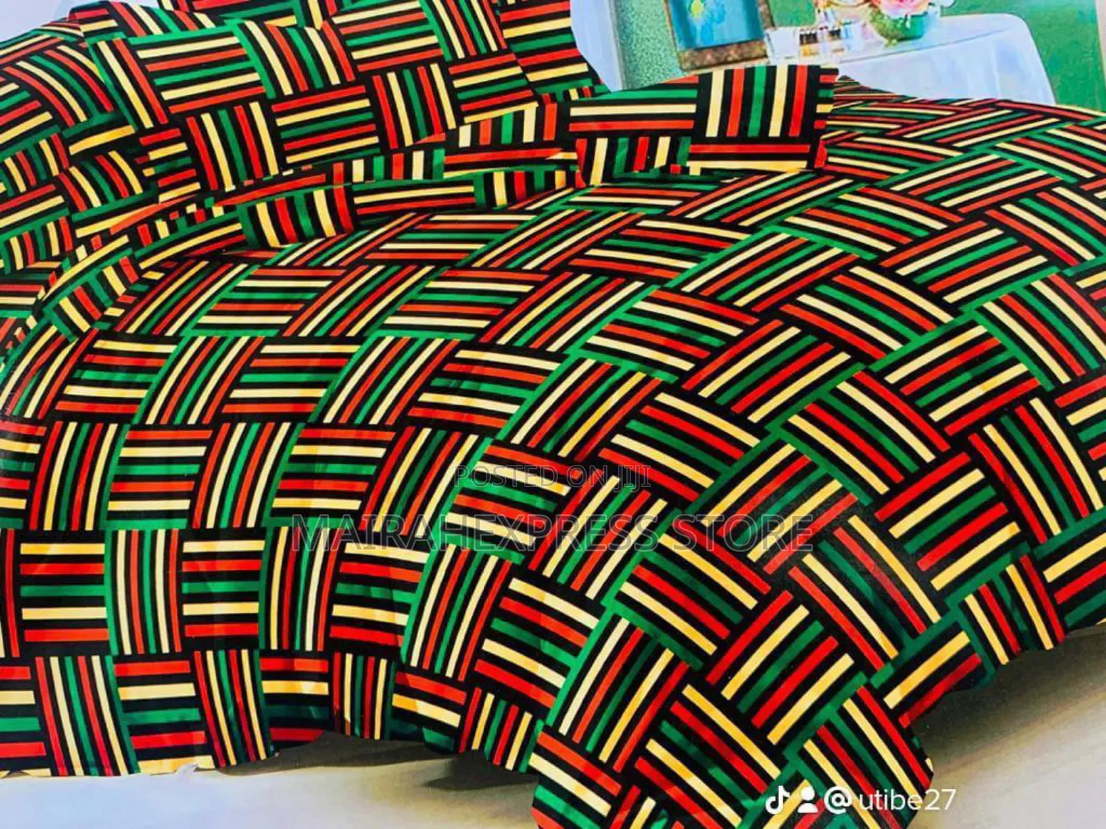 6by6 Duvet Bedsheet and 4 Pillowcase