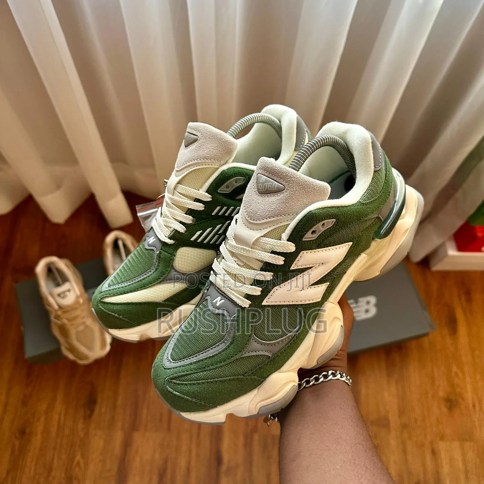 New Balance 9060 Nori Green Sneakers