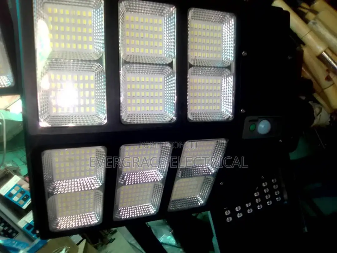 1200w Solar Streetlight 12eye.