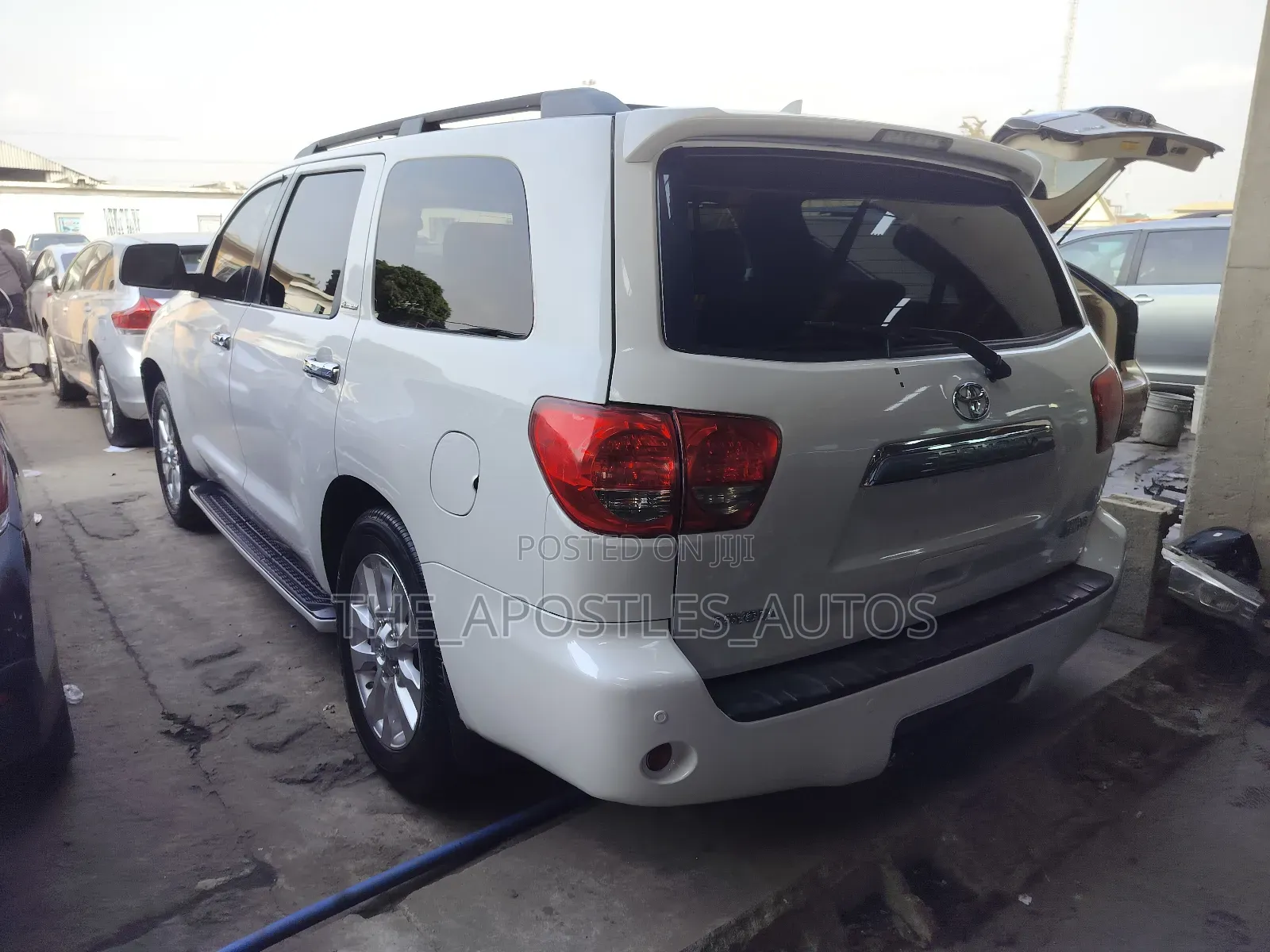 Toyota Sequoia 2010 White