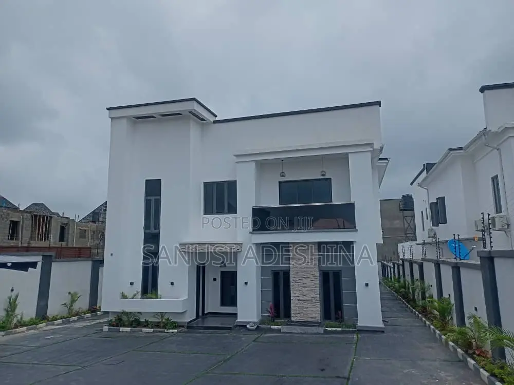 6bdrm Duplex in Guzape Abuja for sale