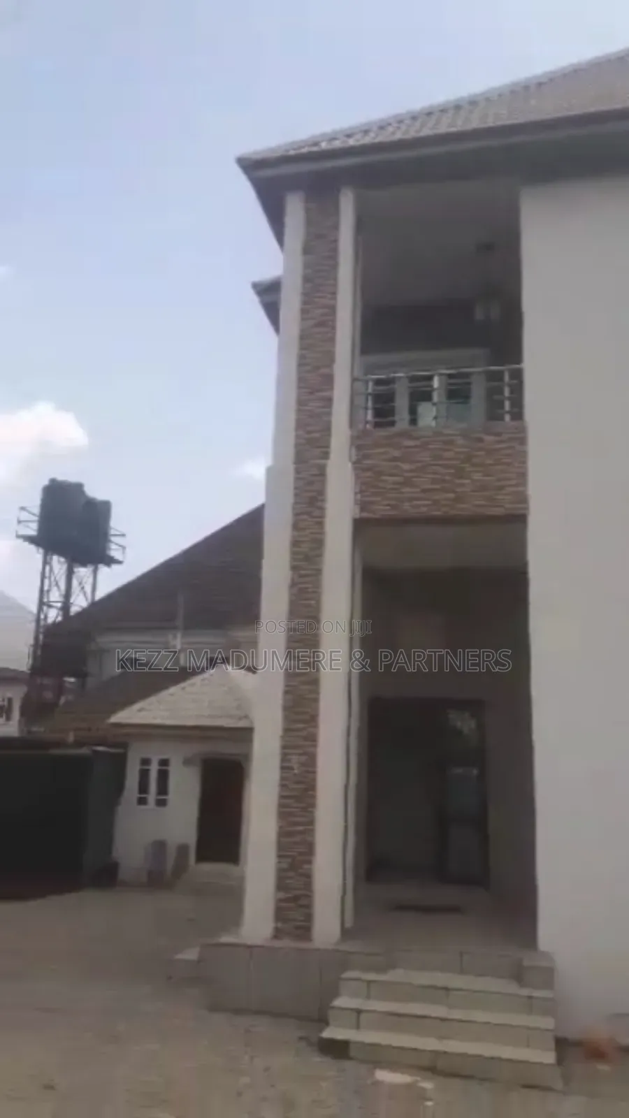 5bdrm Duplex in Golf Estate , Enugu for sale