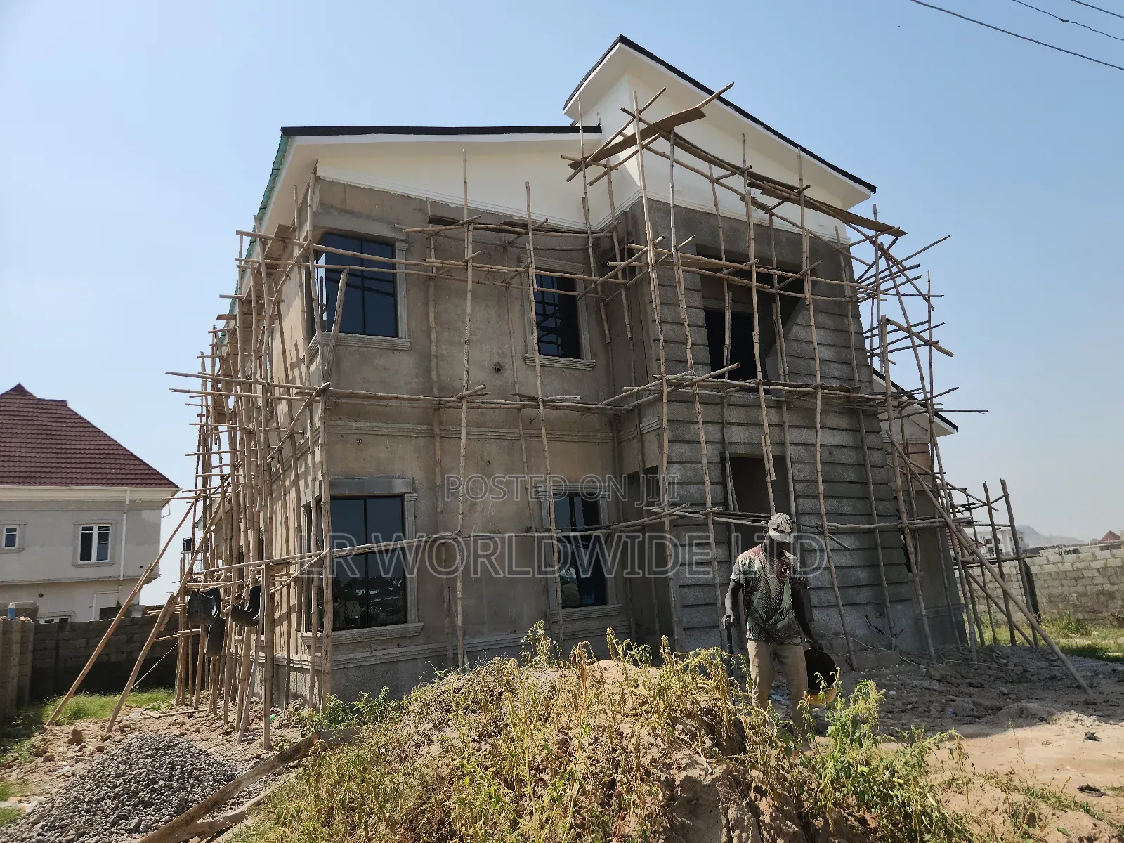 5bdrm Duplex in Lugbe District for sale