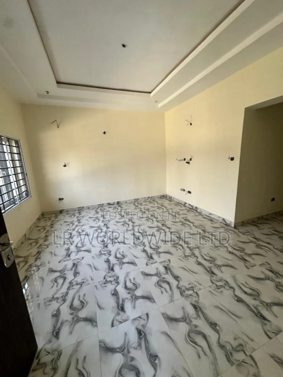 4bdrm Duplex in Lugbe District for sale