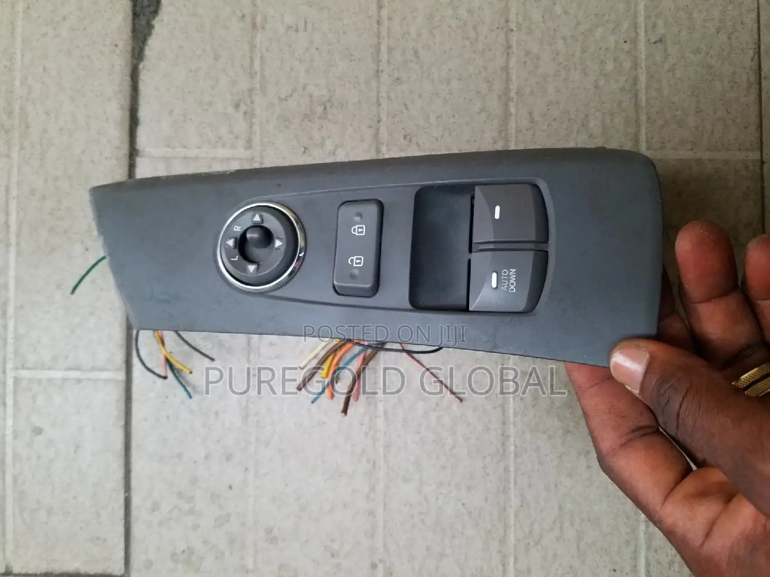 Elantra 2011 Glass Button for 2 Doors (Coup)