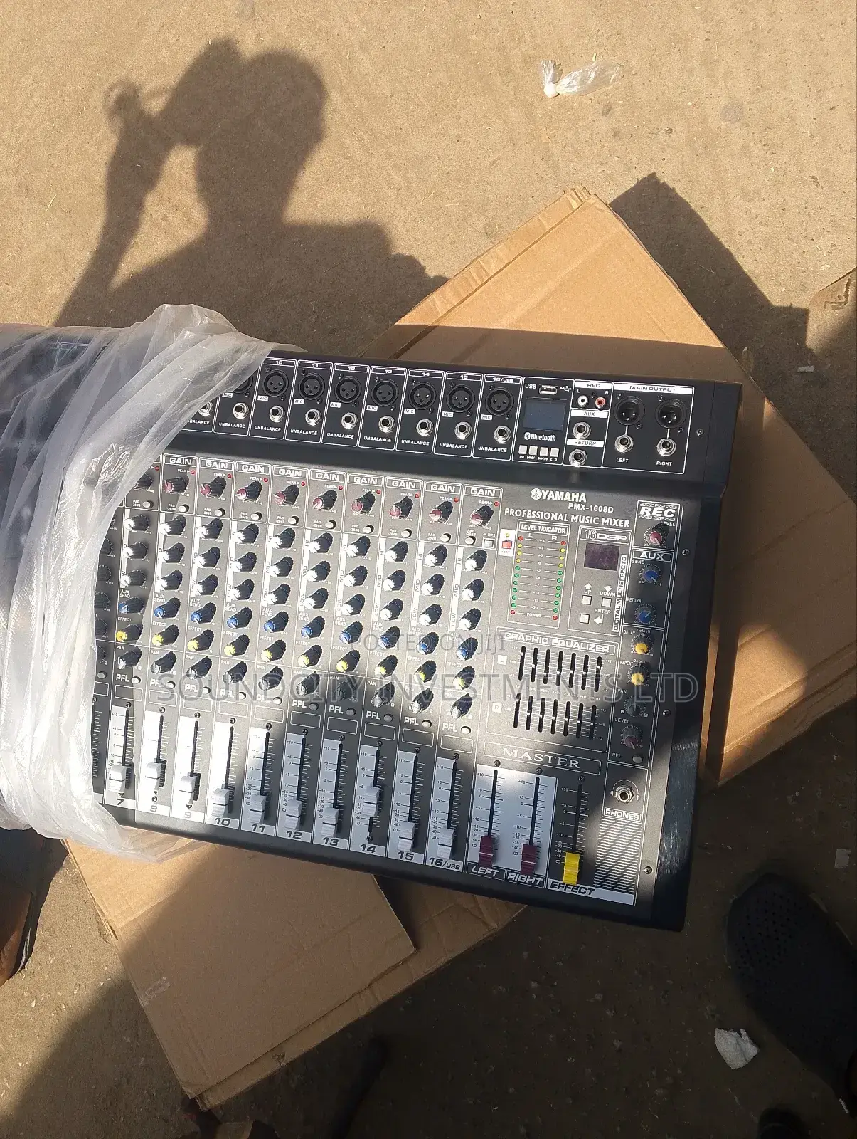 16channels Yamaha Powered Mixer