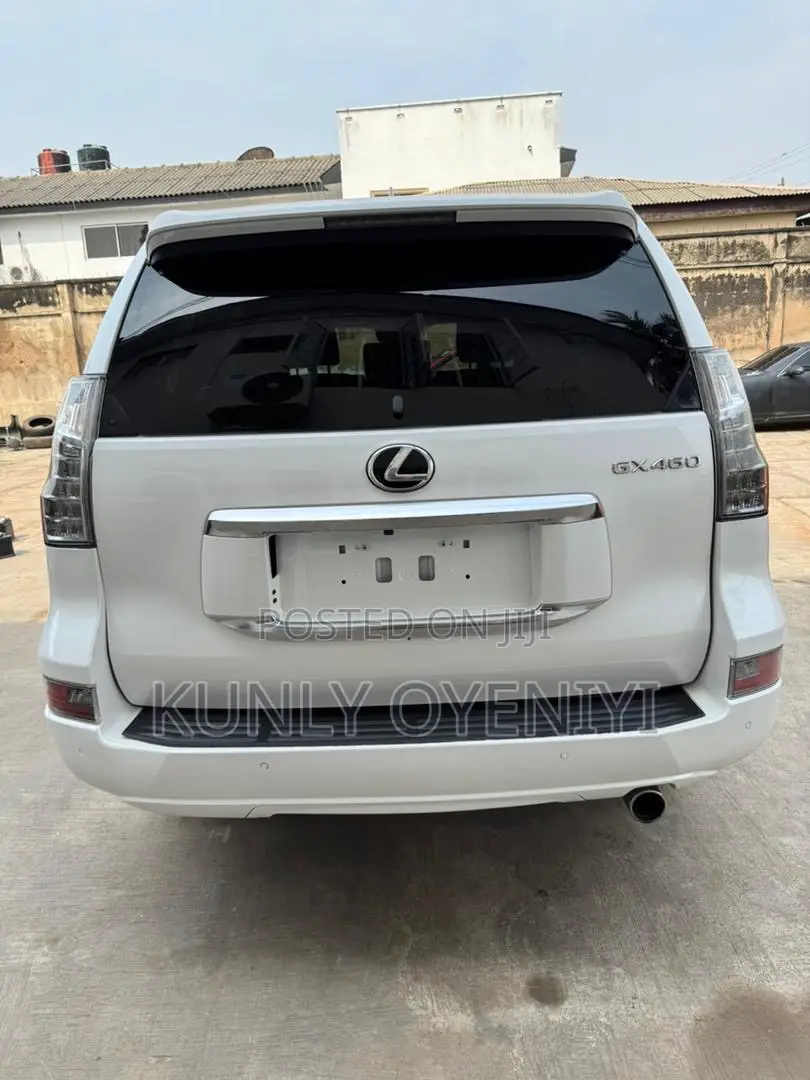 Lexus GX 460 2021 White