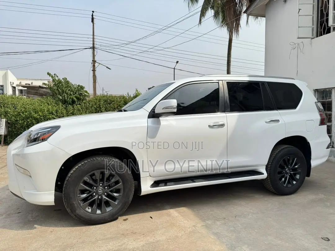 Lexus GX 460 2021 White