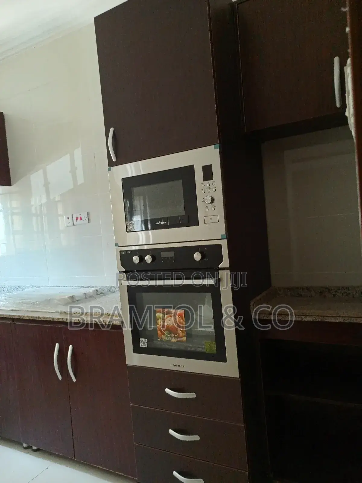 4bdrm Townhouse / Terrace in Maitama for rent
