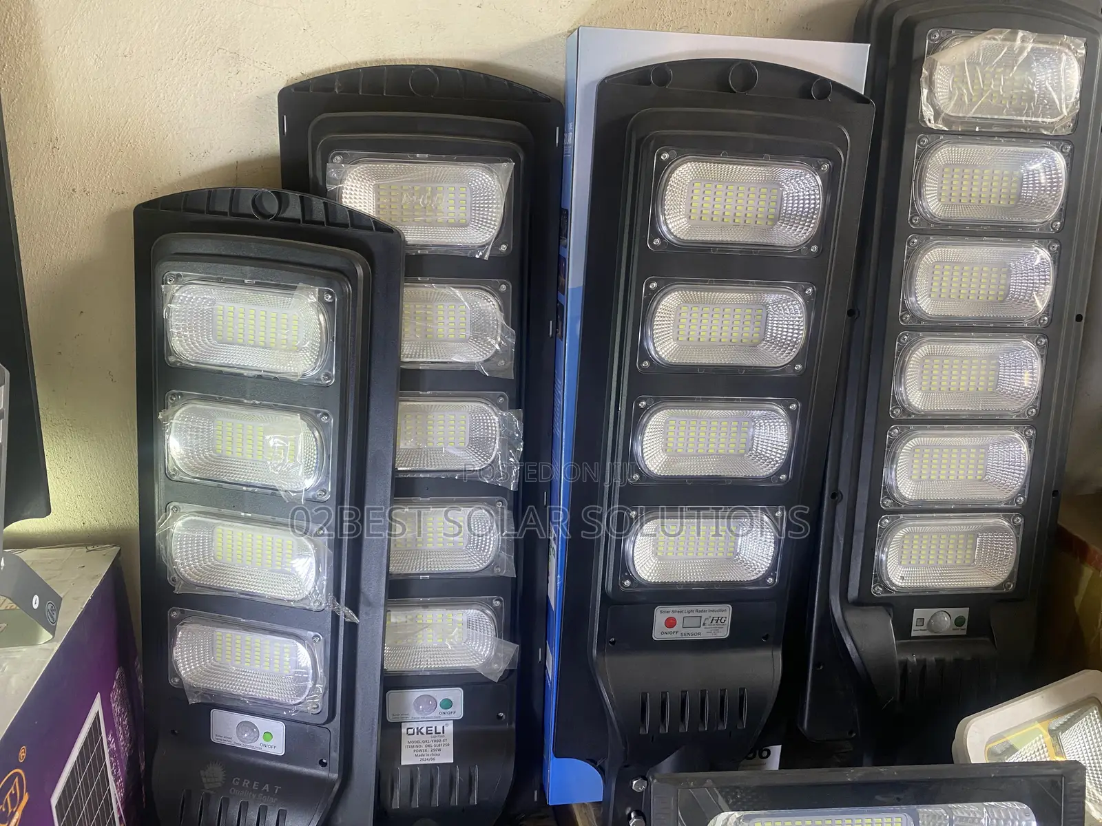 Original Bright 4 Eye Street Light.