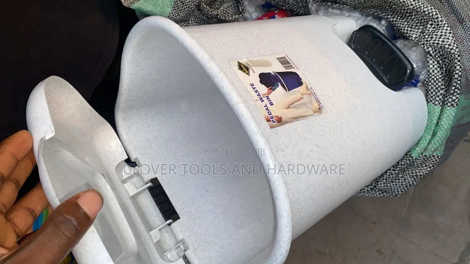 Waste Bins and Waste Bin Nylon