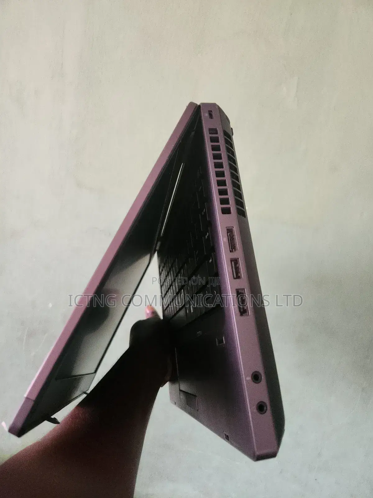 Laptop HP 6GB AMD A10 HDD+SSD 250GB