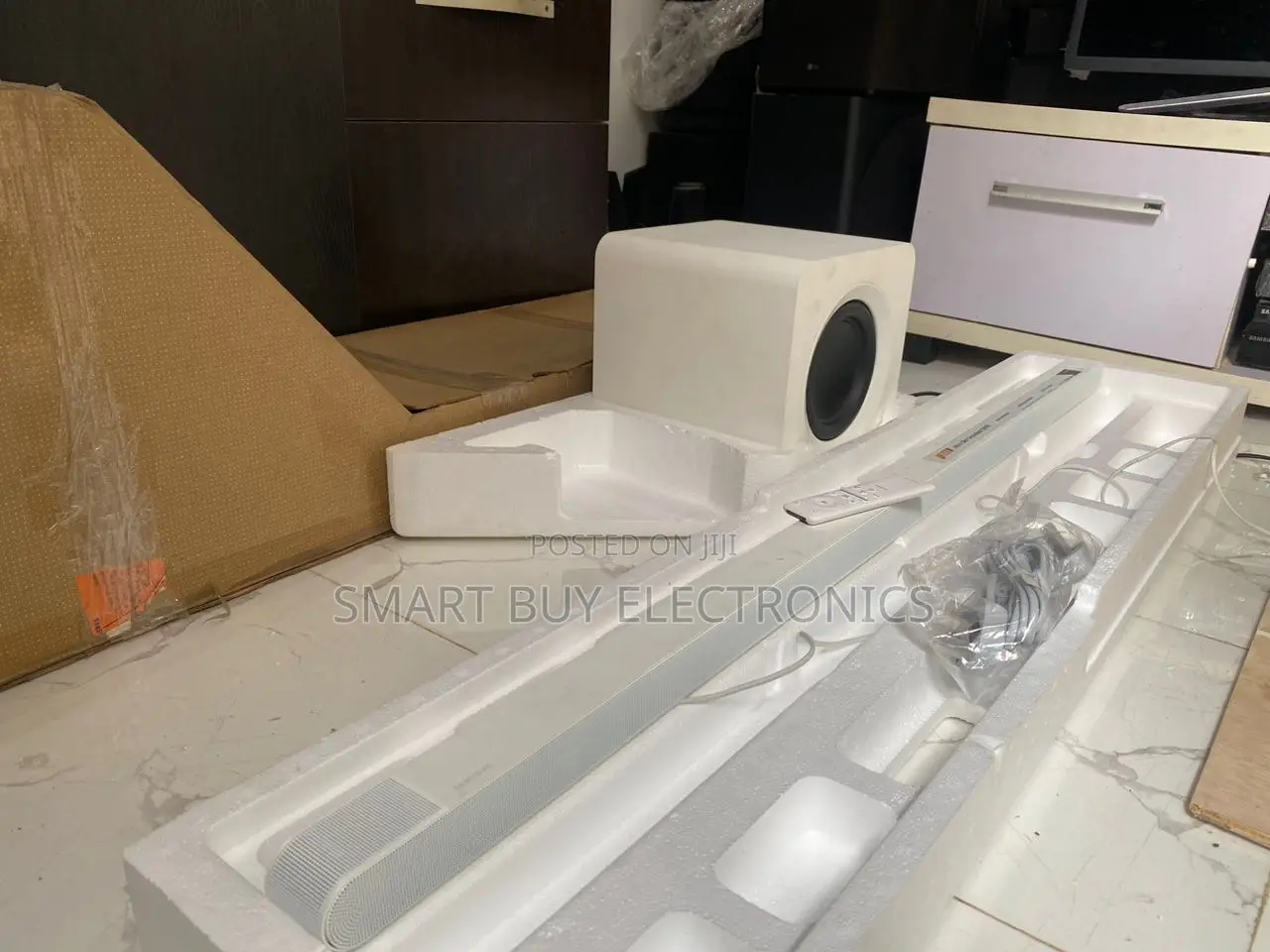 New Open Box Samsung S800B Sleek Sound Bar With Alexi