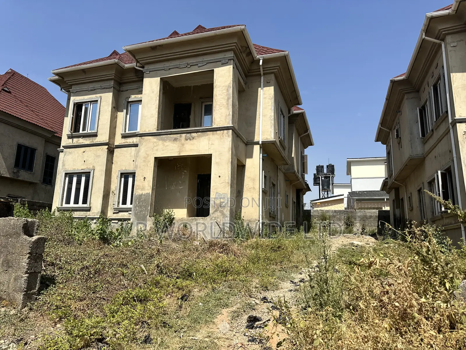 4bdrm Duplex in Lugbe District for sale