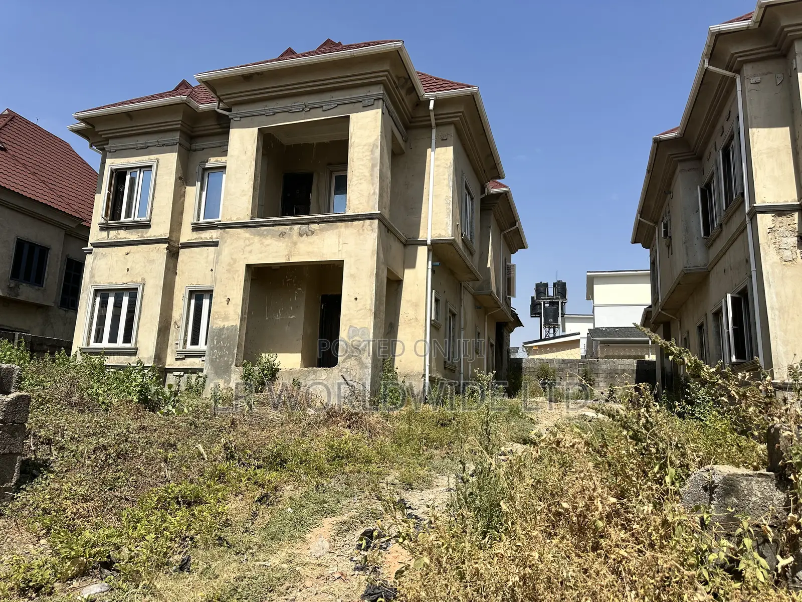 4bdrm Duplex in Lugbe District for sale