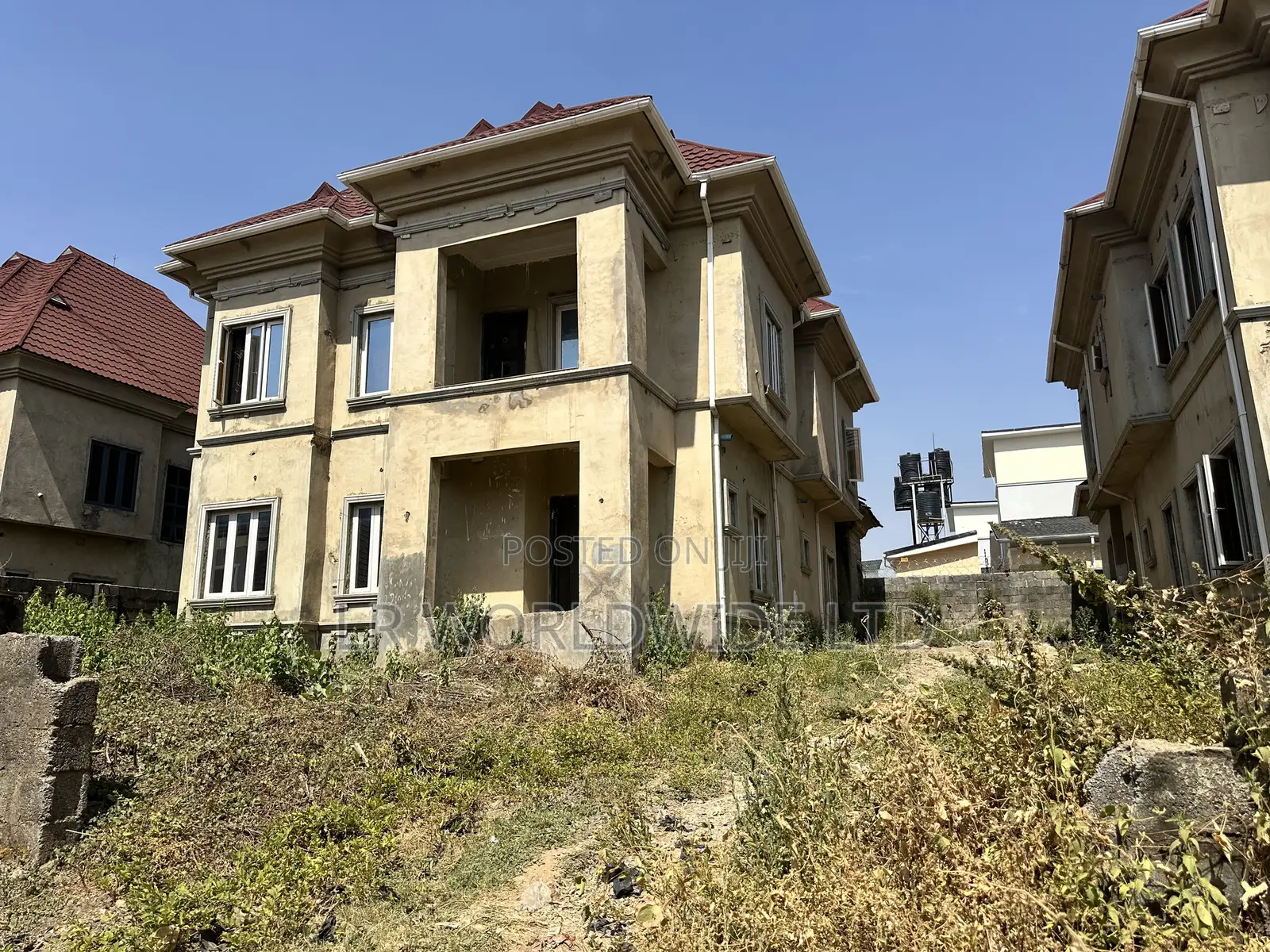 4bdrm Duplex in Lugbe District for sale