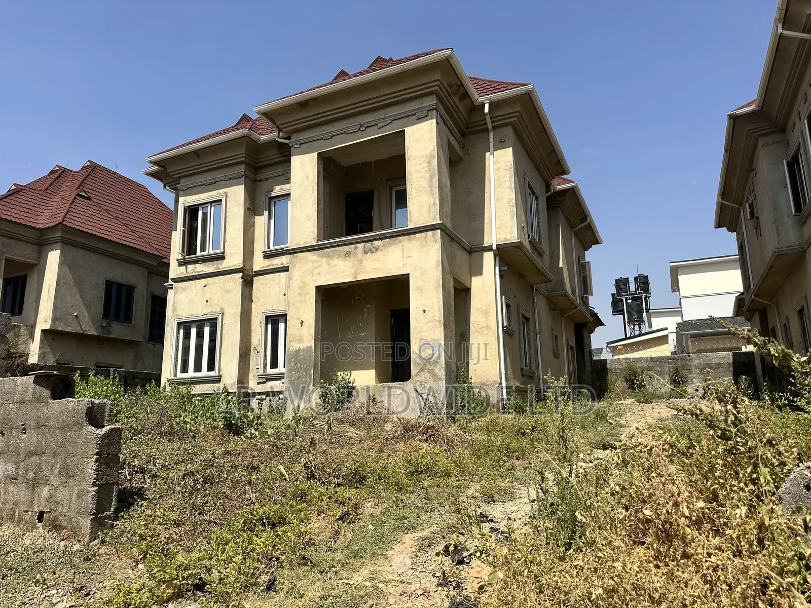 4bdrm Duplex in Lugbe District for sale