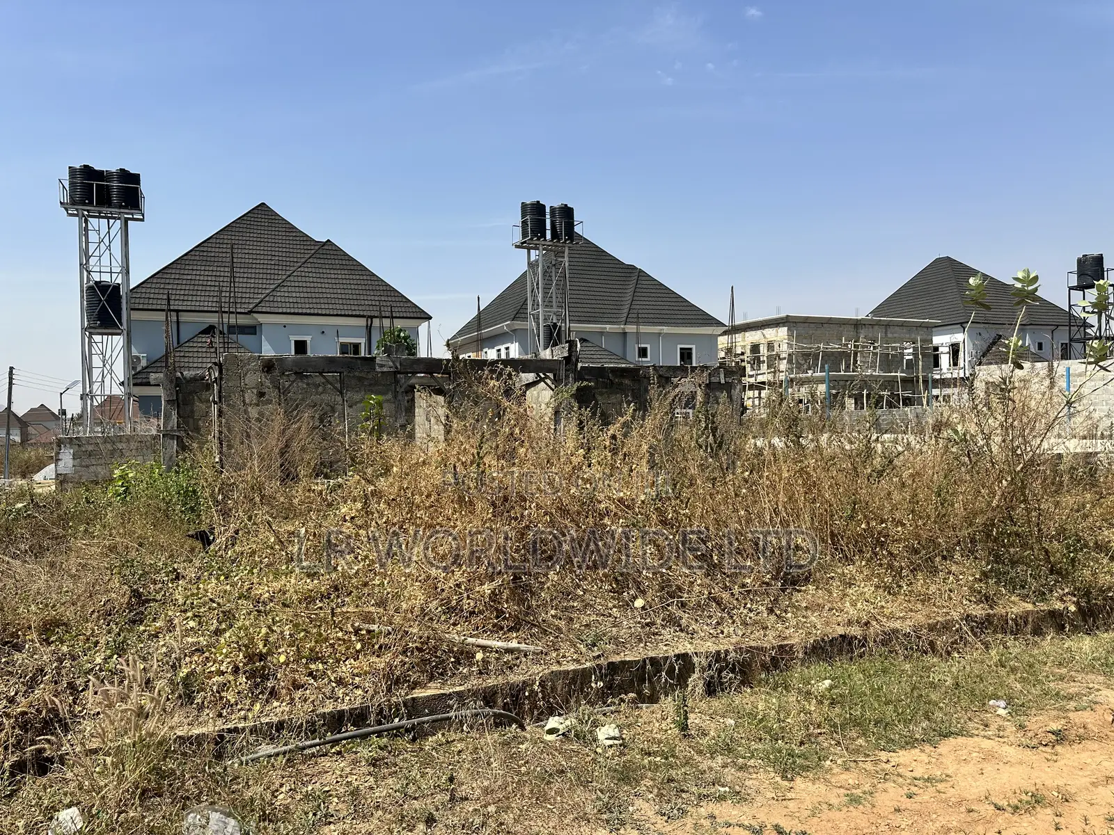 5bdrm Duplex in Lugbe District for sale