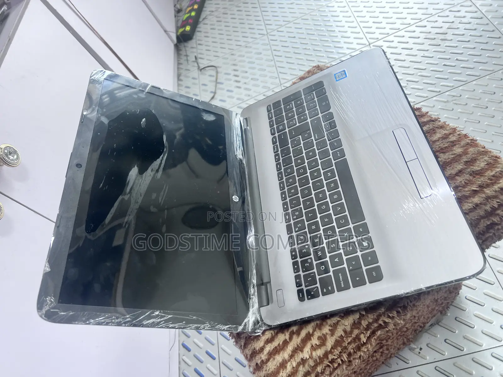 New Laptop HP 250 G5 8GB Intel Core I5 HDD+SSD 1T