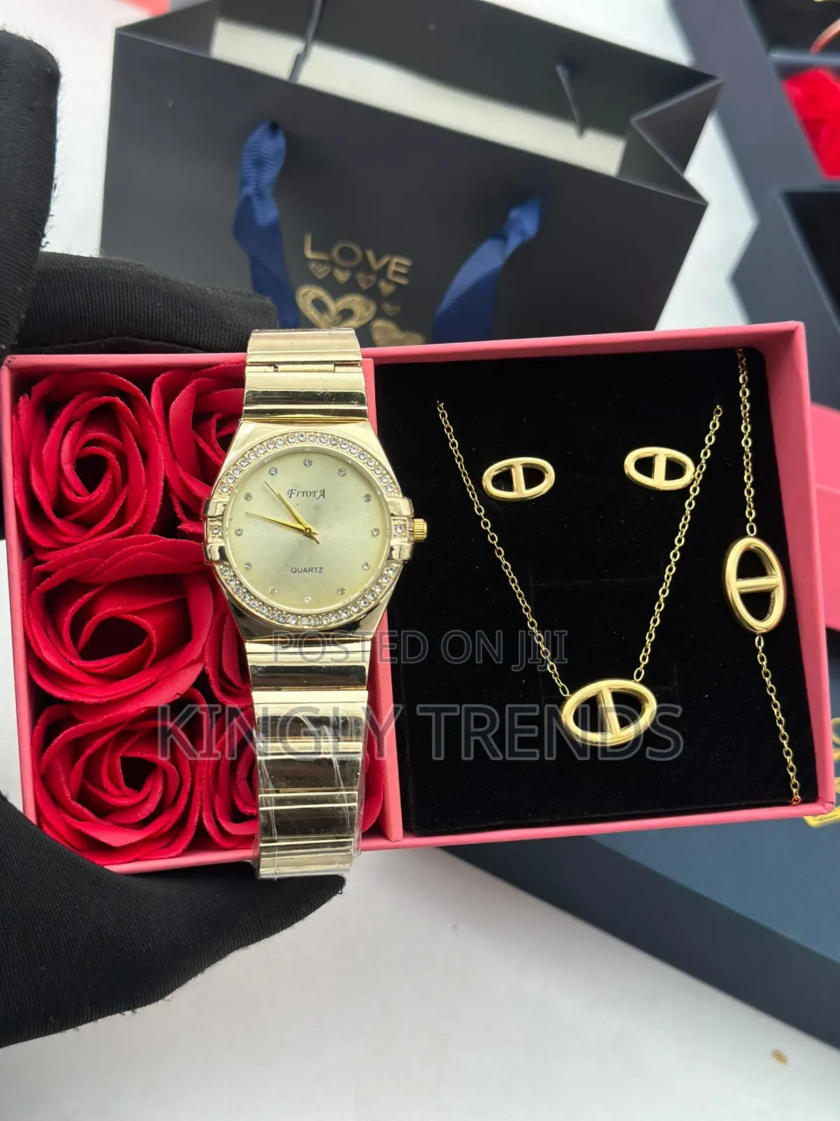 Ladies Full Complete Set Wristwatch With Carrier Bag