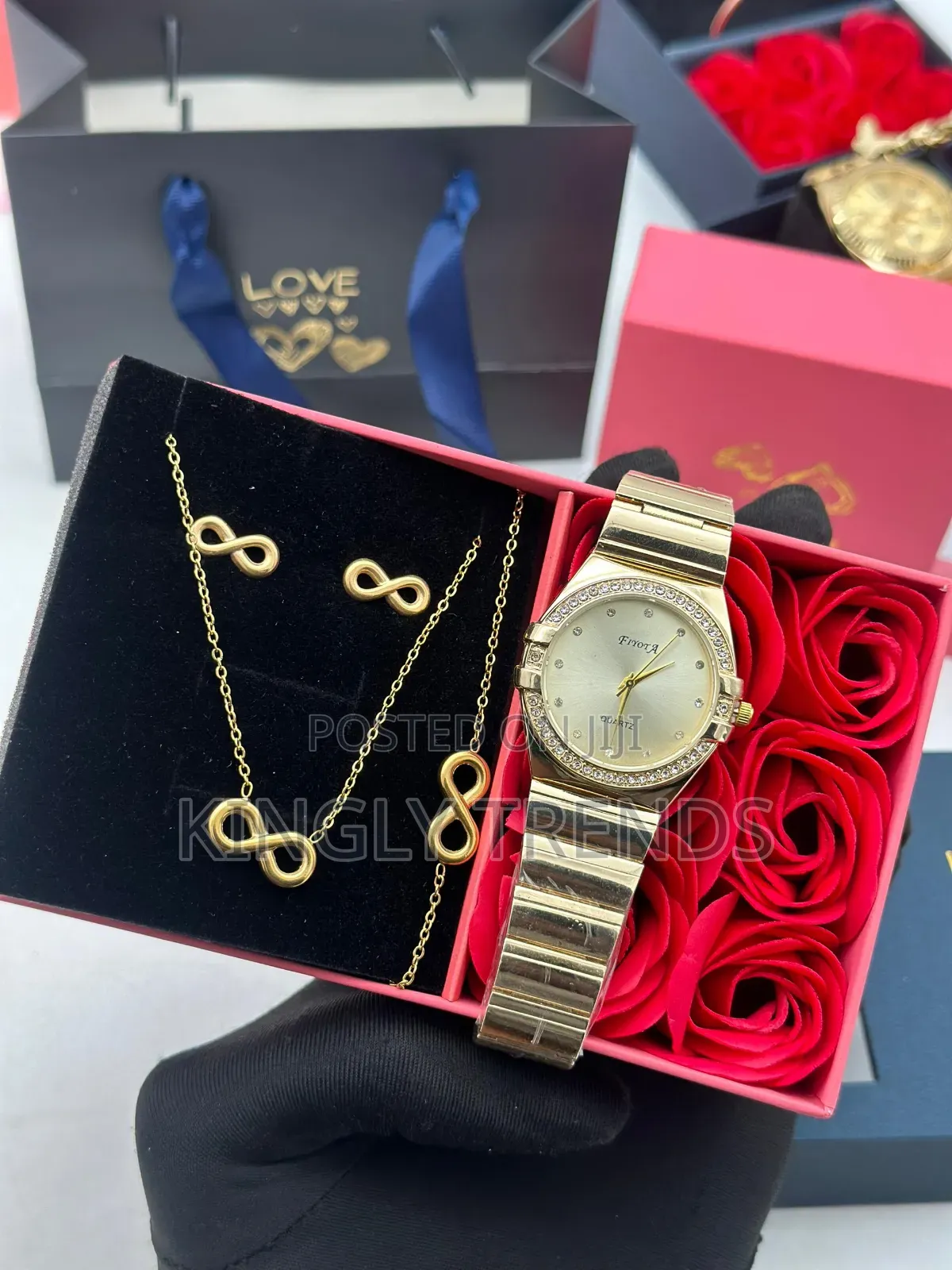 Ladies Full Complete Set Wristwatch With Carrier Bag